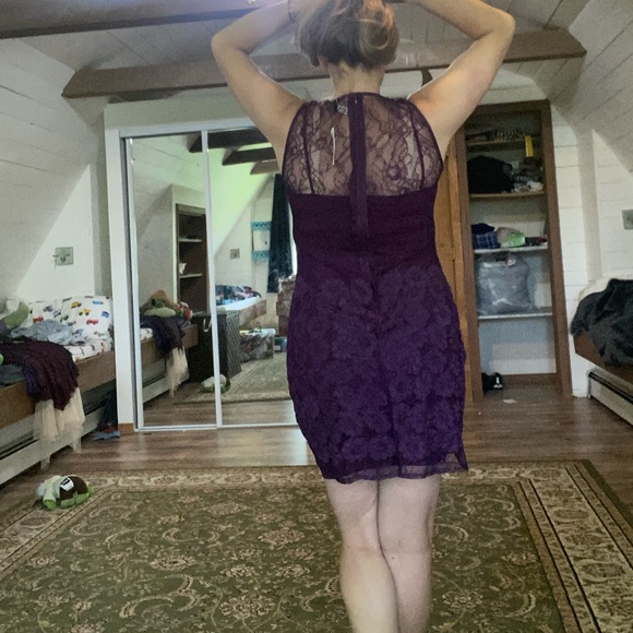 Lace dress and slip - Picture 6 of 8